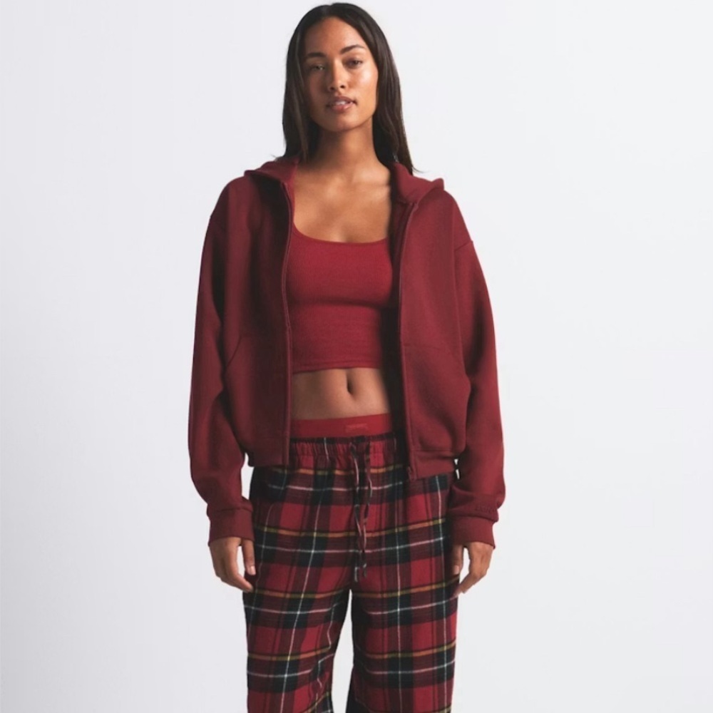 NWT Skims Cotton Fleece Classic Zip Up Hoodie in Merlot